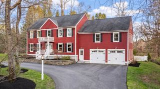 19 Crane Neck St, West Newbury, MA 01985