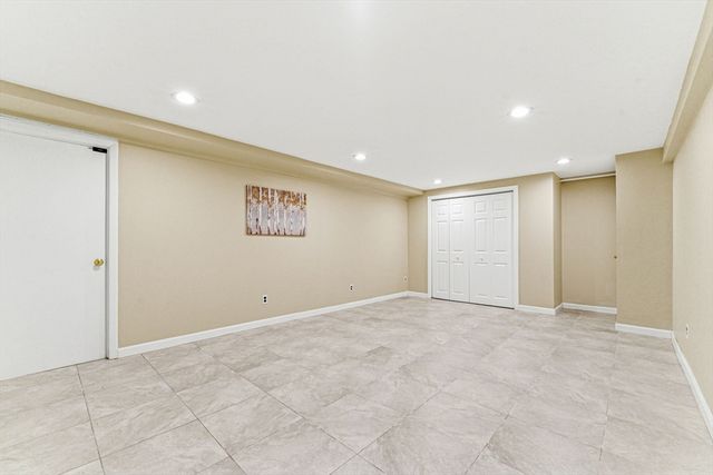 5 Hillcrest Road, Bedford, MA 01730