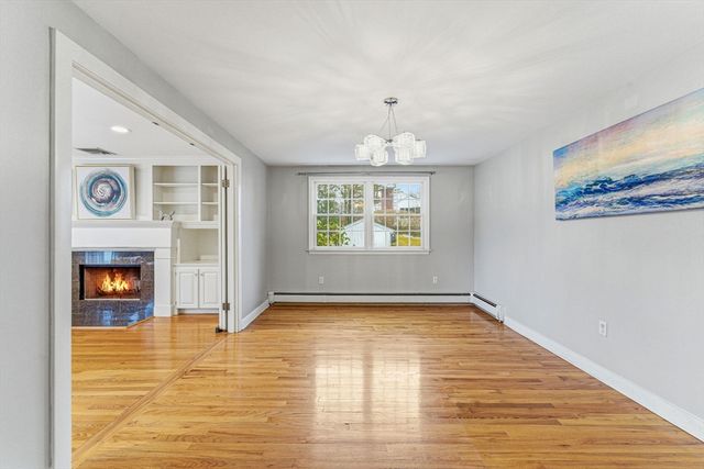 5 Hillcrest Road, Bedford, MA 01730