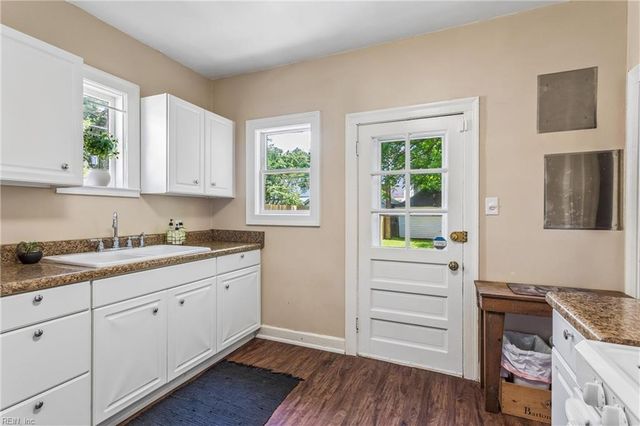 218 Palen AVE, Newport News, VA 23601