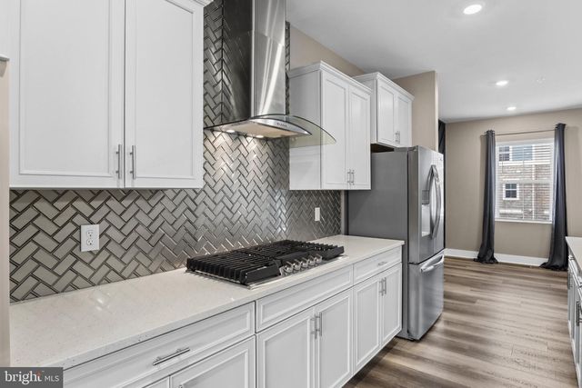 4175 BRODIE PL, White Plains, MD 20695
