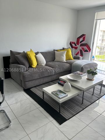 2851 Leonard Dr J503, Aventura, FL 33160