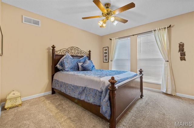 167 Emerald Way East, Granite City, IL 62040