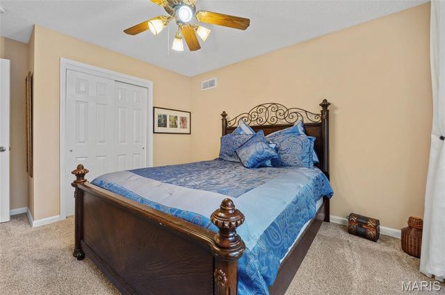 167 Emerald Way East, Granite City, IL 62040