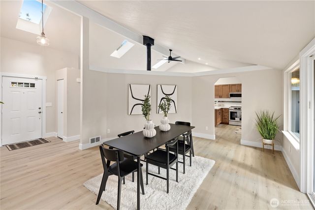 7215 54th Avenue NW, Gig Harbor, WA 98335