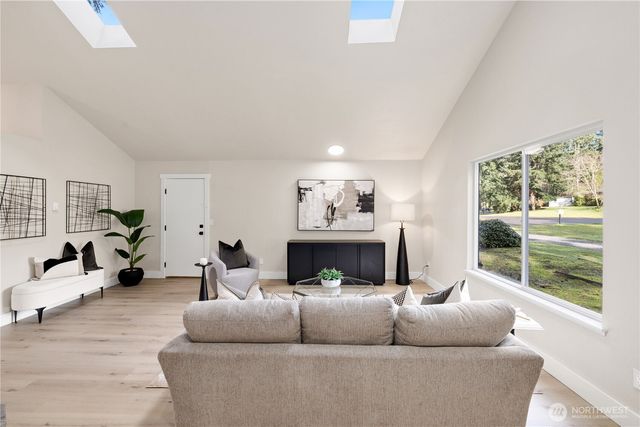 7215 54th Avenue NW, Gig Harbor, WA 98335