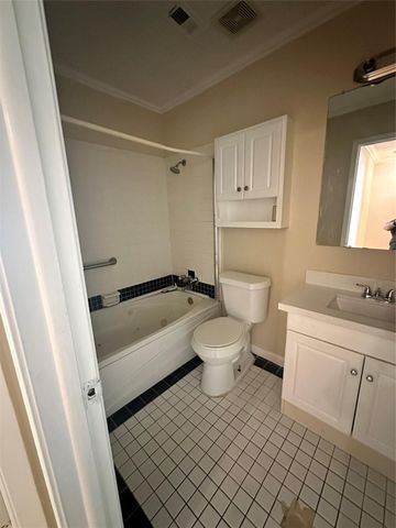 1433 Cedar Post Lane 41, Houston, TX 77055