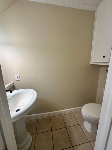 1433 Cedar Post Lane 41, Houston, TX 77055