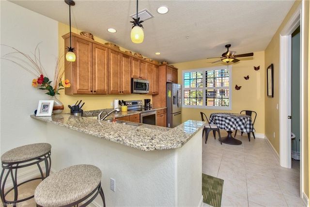 9102 Capistrano ST S 7209, Naples, FL 34113