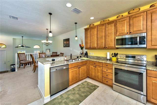 9102 Capistrano ST S 7209, Naples, FL 34113