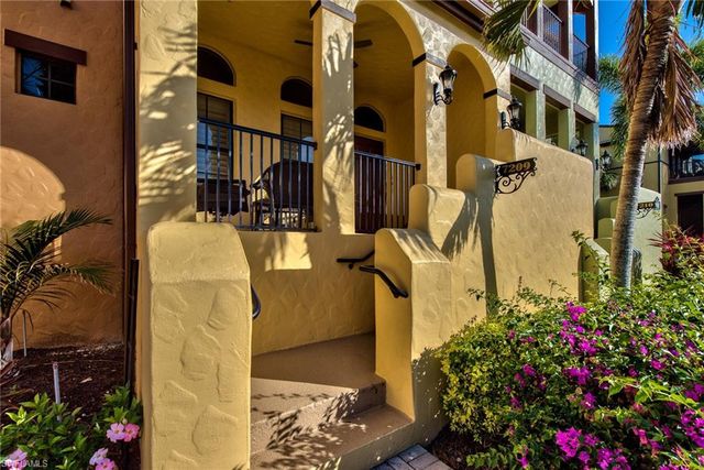 9102 Capistrano ST S 7209, Naples, FL 34113