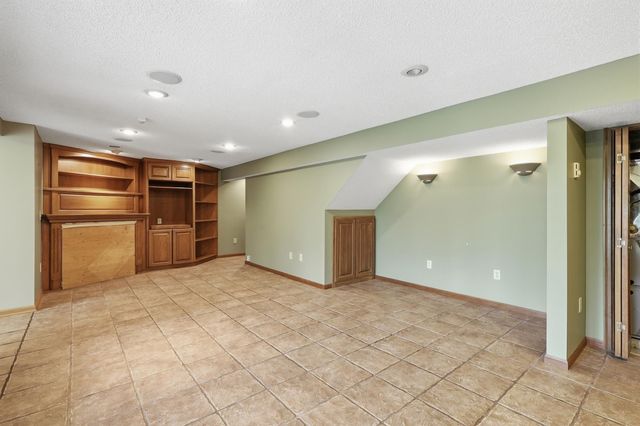 2225 Chestnut Road, Hamel, MN 55340