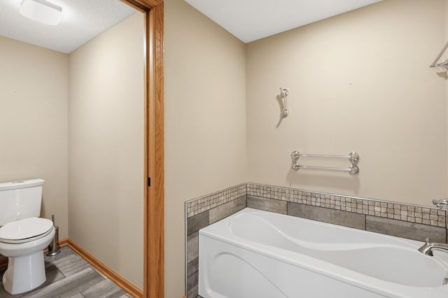 2225 Chestnut Road, Hamel, MN 55340