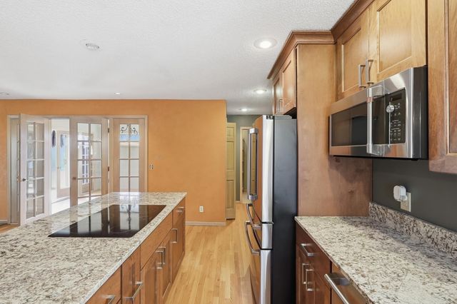 2225 Chestnut Road, Hamel, MN 55340