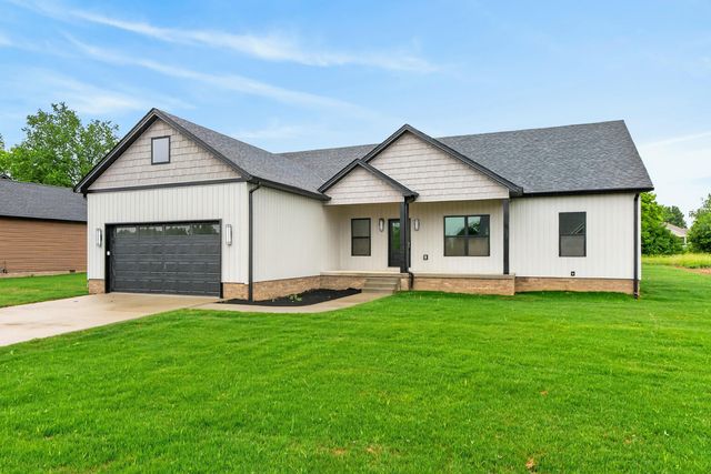 105 Stonegate Drive, Danville, KY 40422