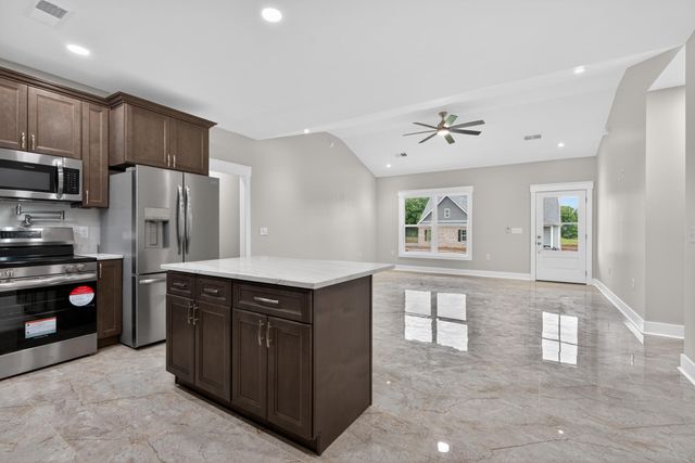 105 Stonegate Drive, Danville, KY 40422