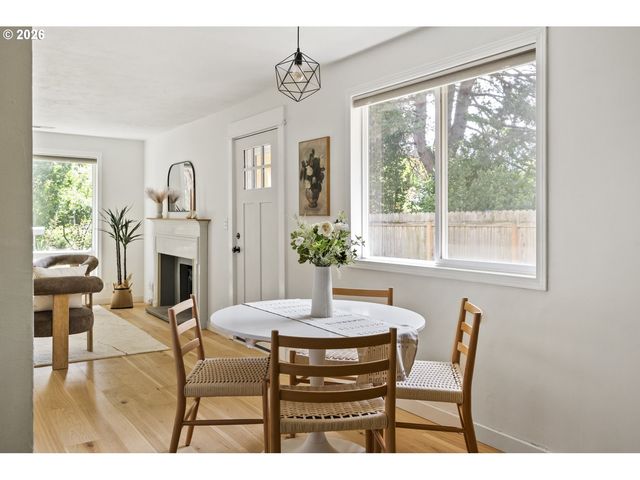 10140 N HUDSON St, Portland, OR 97203