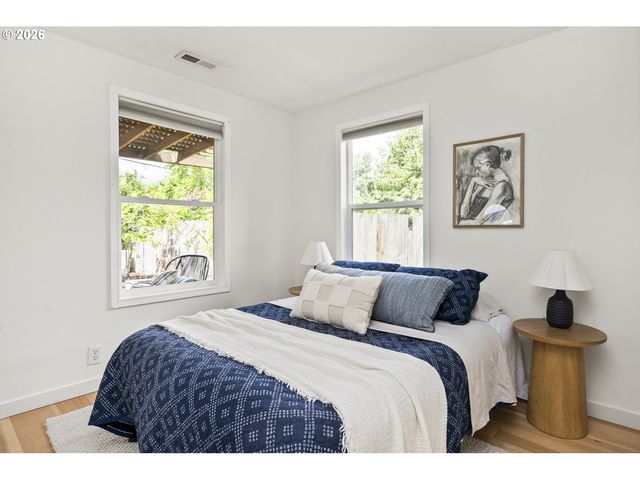 10140 N HUDSON St, Portland, OR 97203
