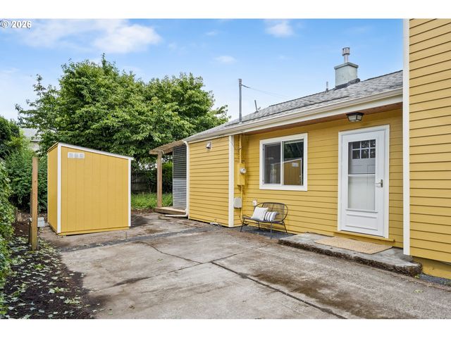 10140 N HUDSON St, Portland, OR 97203