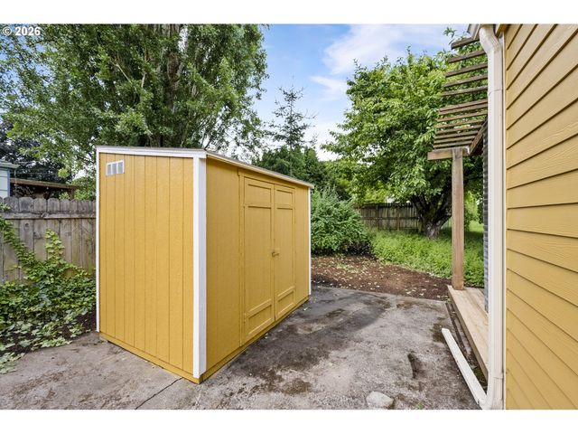 10140 N HUDSON St, Portland, OR 97203