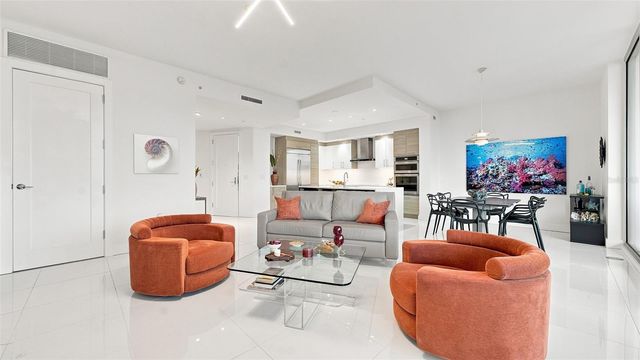 1155 N GULFSTREAM AVENUE 308, Sarasota, FL 34236