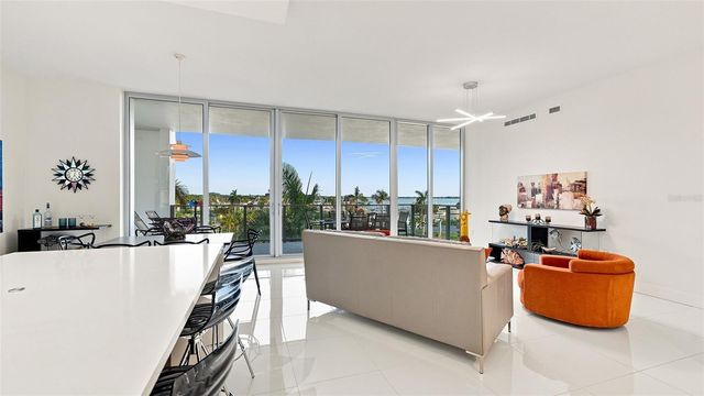 1155 N GULFSTREAM AVENUE 308, Sarasota, FL 34236