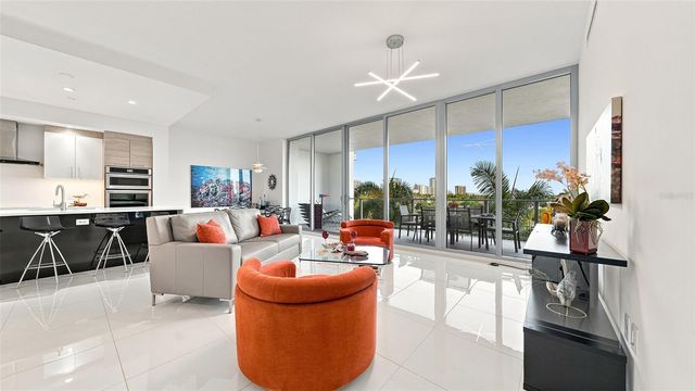 1155 N GULFSTREAM AVENUE 308, Sarasota, FL 34236