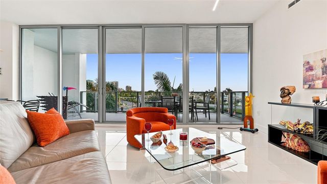 1155 N GULFSTREAM AVENUE 308, Sarasota, FL 34236