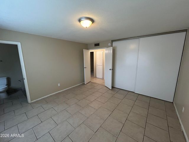 6007 W BANFF Lane, Glendale, AZ 85306
