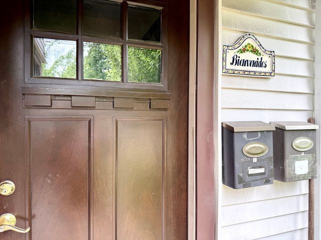 519 Belmont St 1, Belmont, MA 02478
