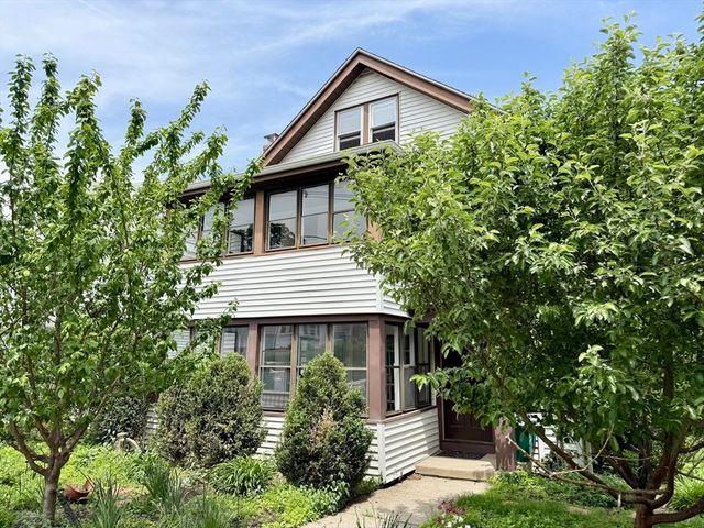 519 Belmont St 1, Belmont, MA 02478