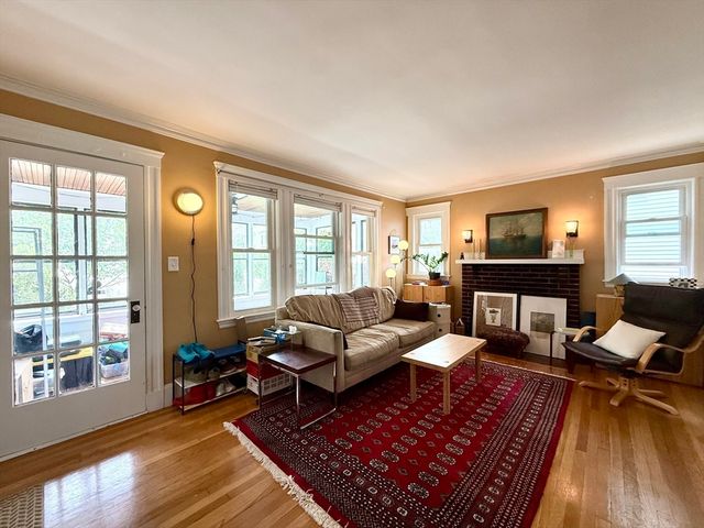519 Belmont St 1, Belmont, MA 02478