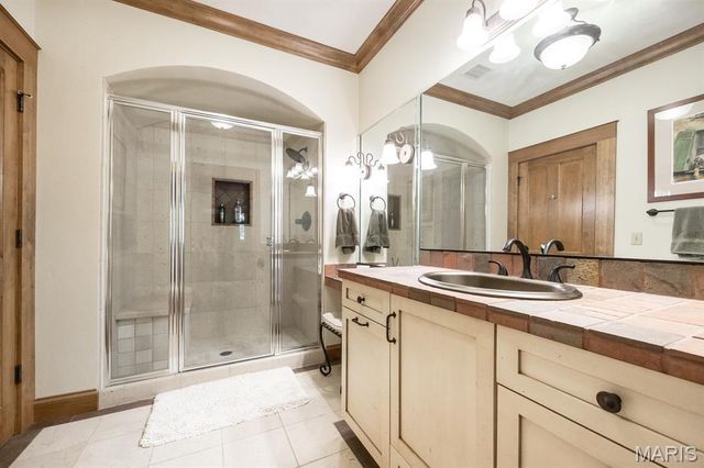 21 Raven Oak Drive, Shiloh, IL 62221