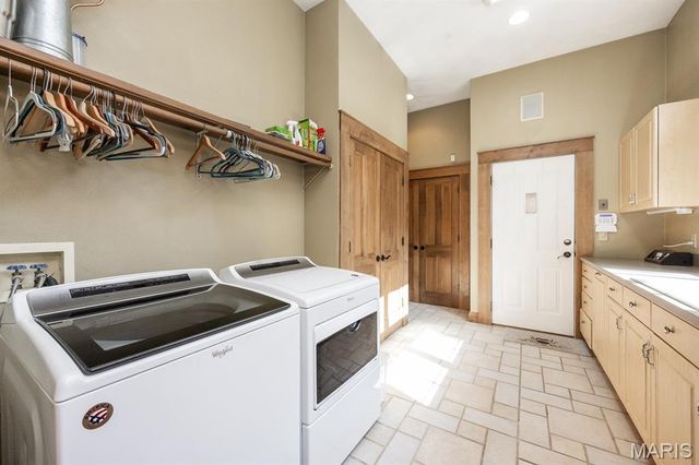 21 Raven Oak Drive, Shiloh, IL 62221