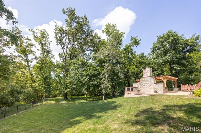 21 Raven Oak Drive, Shiloh, IL 62221