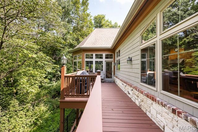 21 Raven Oak Drive, Shiloh, IL 62221