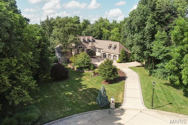 21 Raven Oak Drive, Shiloh, IL 62221