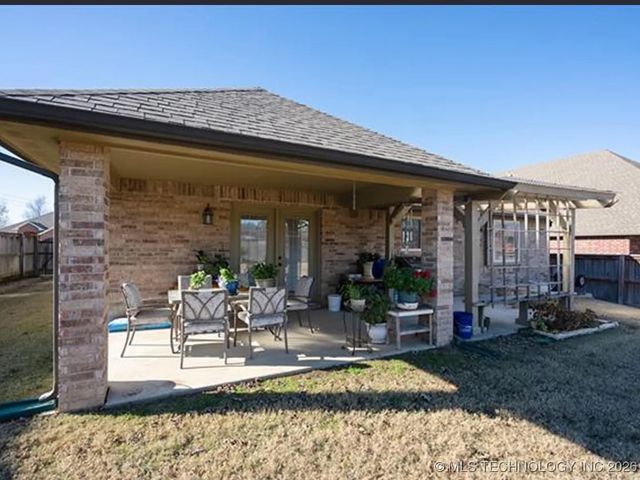 11009 Augusta Drive, Jenks, OK 74037