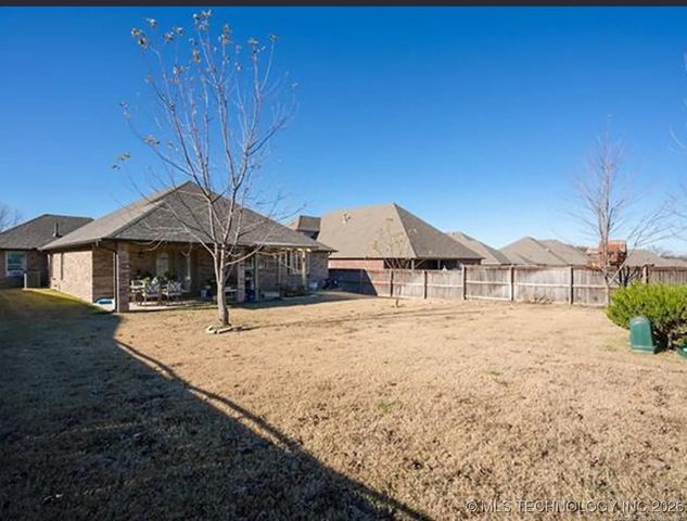 11009 Augusta Drive, Jenks, OK 74037