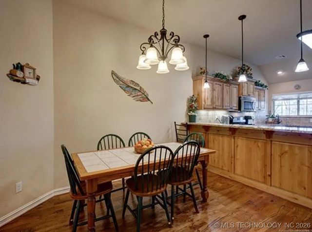 11009 Augusta Drive, Jenks, OK 74037