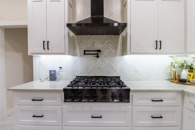 2356 SW 7th Street, Blanchard, OK 73010
