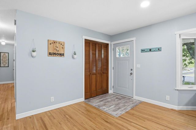 13224 Taylor Place, Burnsville, MN 55337