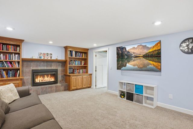 13224 Taylor Place, Burnsville, MN 55337