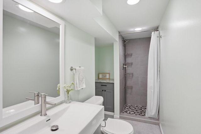 13224 Taylor Place, Burnsville, MN 55337