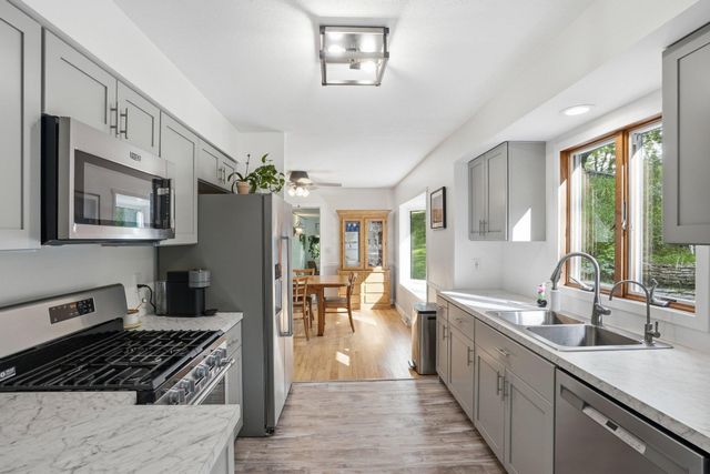 13224 Taylor Place, Burnsville, MN 55337