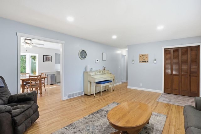 13224 Taylor Place, Burnsville, MN 55337