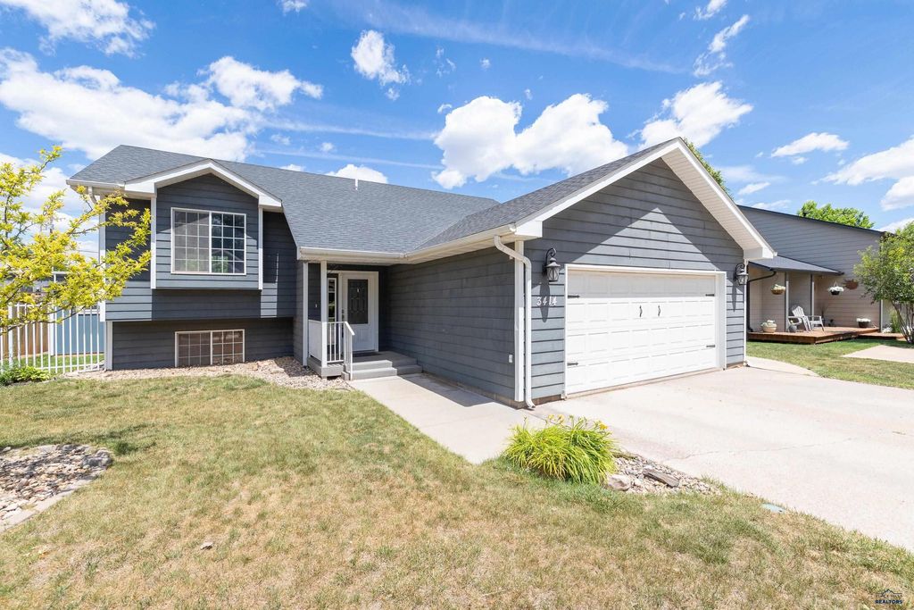 3414 HALL, Rapid City, SD 57702