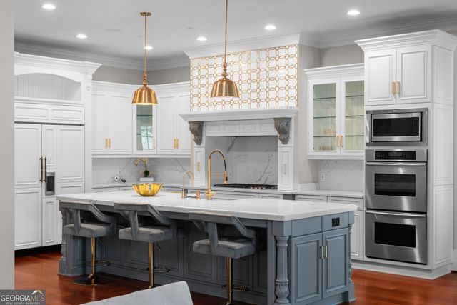 980 Fenimore Circle, Sandy Springs, GA 30350