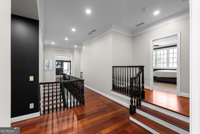 980 Fenimore Circle, Sandy Springs, GA 30350