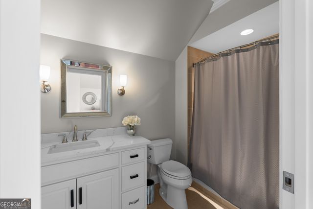 980 Fenimore Circle, Sandy Springs, GA 30350